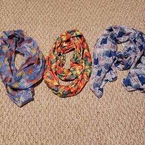 3 fun scarves